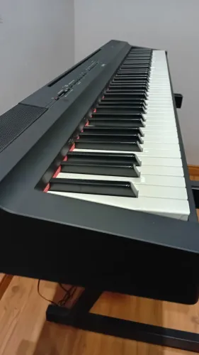 Piano Yamaha P125