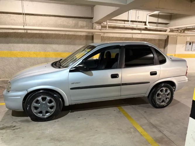 Chevrolet Corsa SED Class.spirit 1.0/1.0 Flexpower (álcool) 2008
