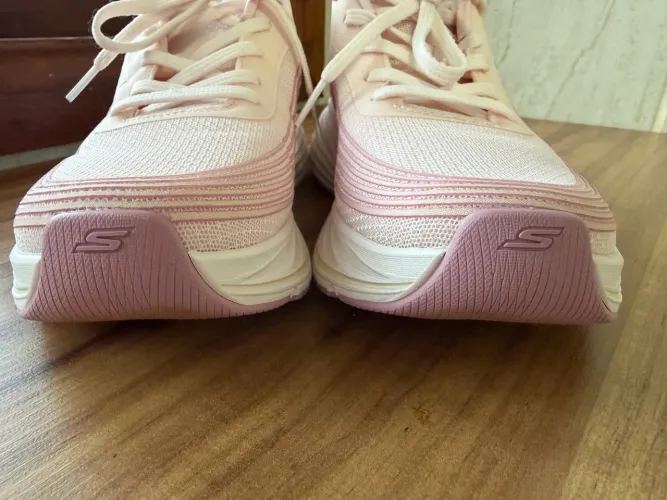 Skechers GO RUN Max Cushioning Elite 3 (TAM 37)