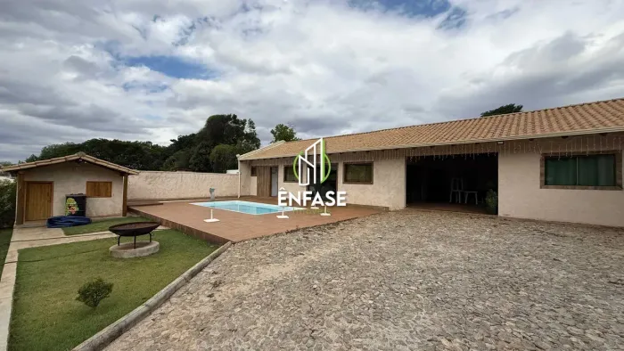 Sítio com 3 quartos no Residencial Ouro Verde - Igarapé - MG