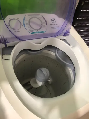 Máquina de Lavar Electrolux 8kg (Turbo Agitação)