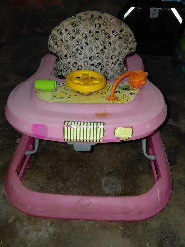 Andador Infantil Rosa (Usado) - Funciona Perfeitamente / Barato