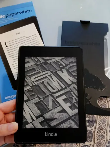 Kindle Paperwhite 10° Geração