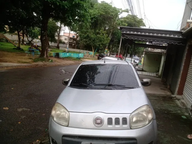 Fiat Uno Vivace/rua 1.0 EVO Fire Flex 8V 5P 2012