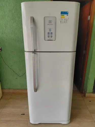 Geladeira Electrolux 500 litros completa frosfre funcionando perfeitamente todas peças