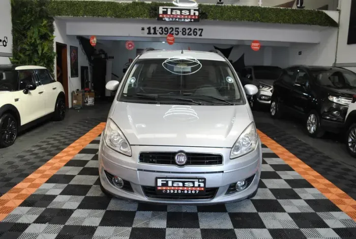 Fiat Idea Attractive 1.4 Fire Flex 8V 5P 2013