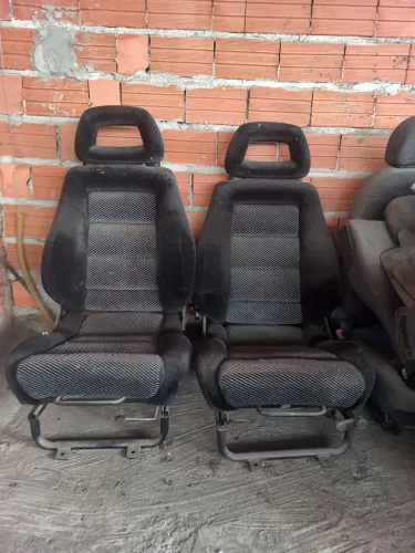 Bancos Recaro adaptados para Chevette!