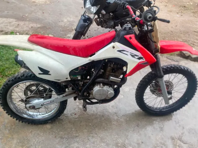 Moto de trilha  #LEIA TODO ANUNCIO ANTES#