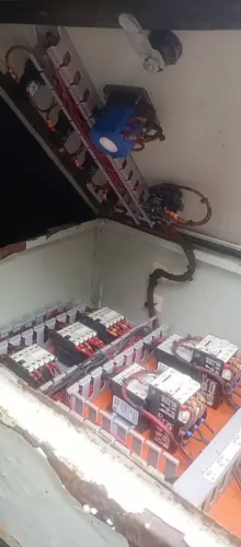 Vendo componentes. Elétricos