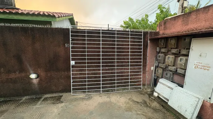 Grade com porta ferro