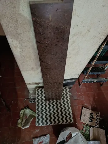 Soleira em mármore café