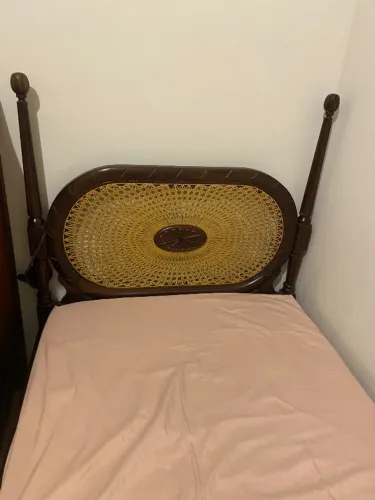 Cama solteiro madeira