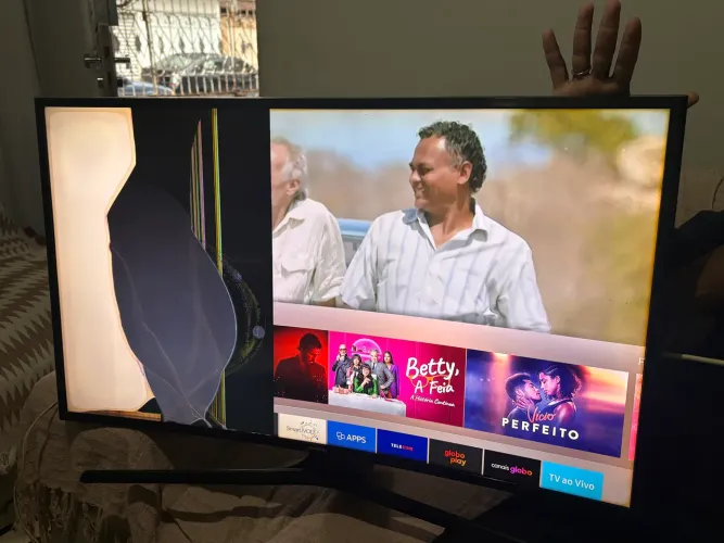 Vendo tv smart de 48 polegadas