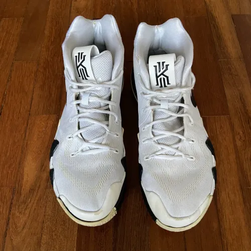 Tênis Nike Kyrie 4 White Black - 43