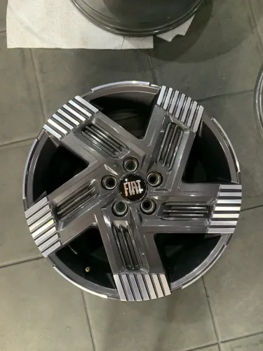Rodas Fiat Toro 2026 aro 18 5x110 Original