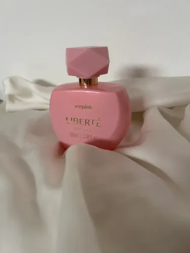 Perfume Liberté WePink