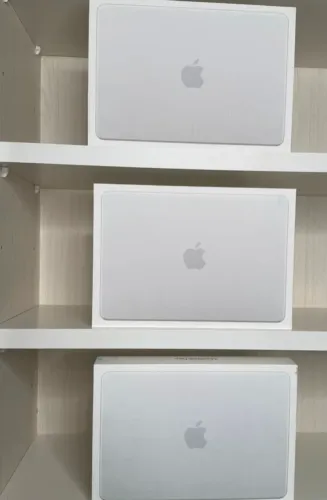 Macbook Neo 256gb Prata Lacrado