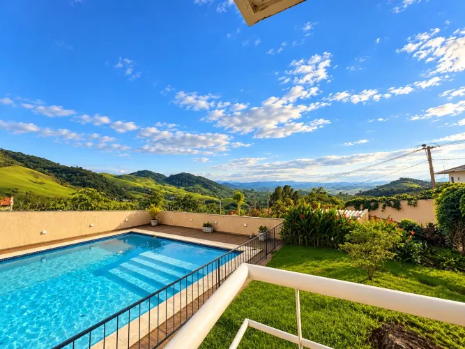 Casa linda à venda