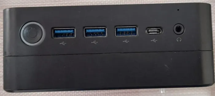 Mini Pc Ultratop Liva Ze Celeron N3350 4GB SSD 30GB Win10 127/220v