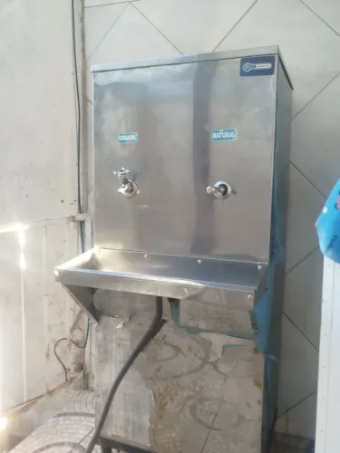 Bebedouro Industrial Knox + Resfriador de Água