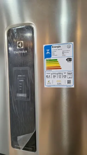 Geladeira Eletrolux 410 L, Inverter e Inverse