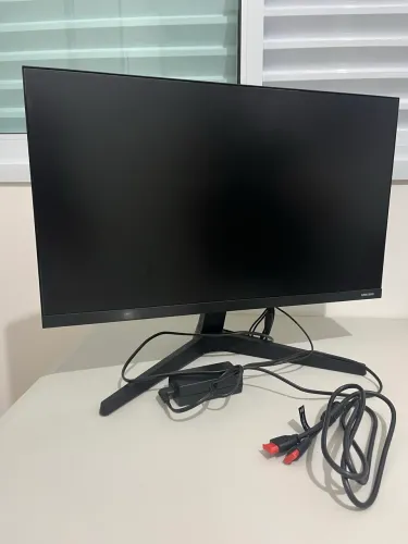 Monitor Samsung 24 Full HD