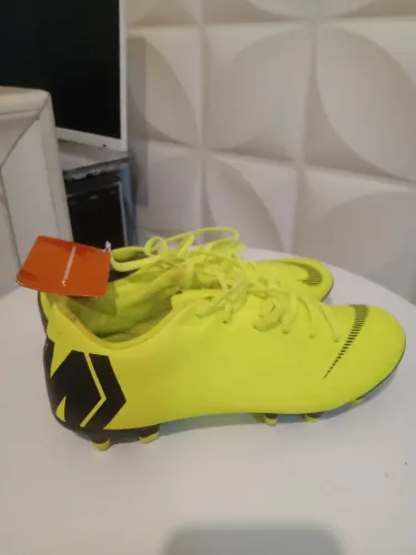 Chuteira Nike Air Zoom Mercurial Vapor 12 Elite FG - Verde