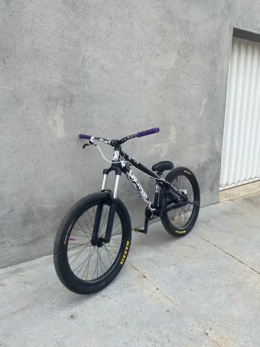 BIKE GIOS 2025