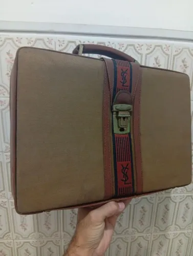 Maleta Yls vintage