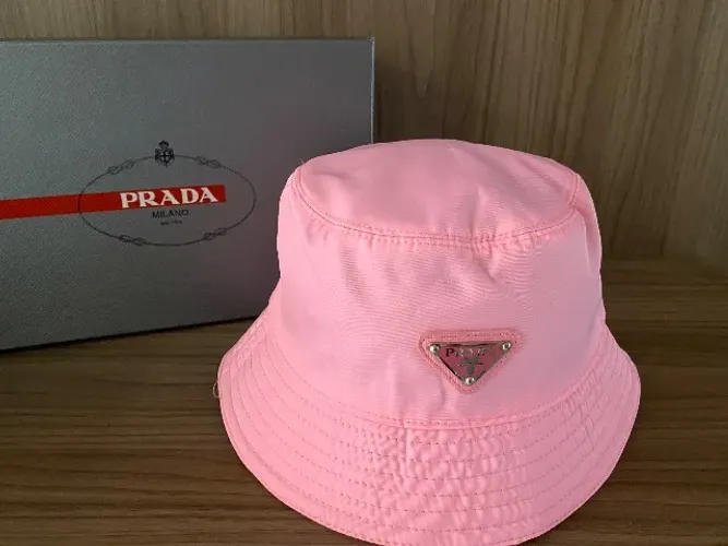 Chapéu bucket Prada Novo