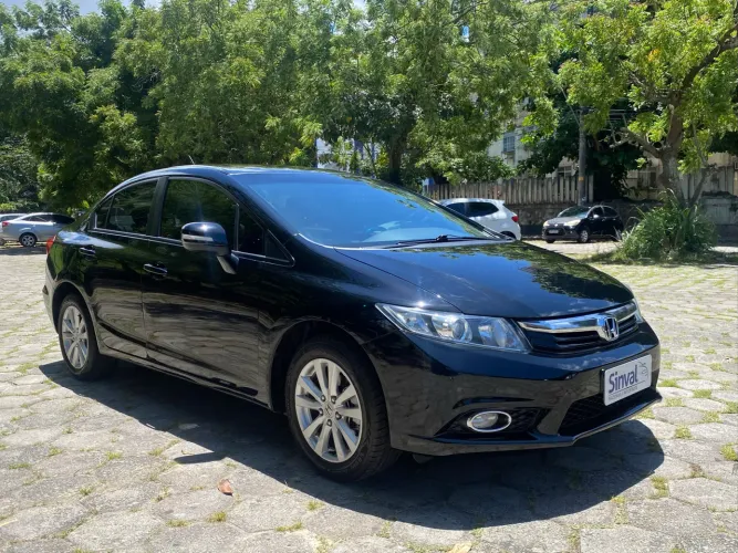 Honda Civic Sedan LXR 2.0 Flexone 16V Aut. 4P 2014