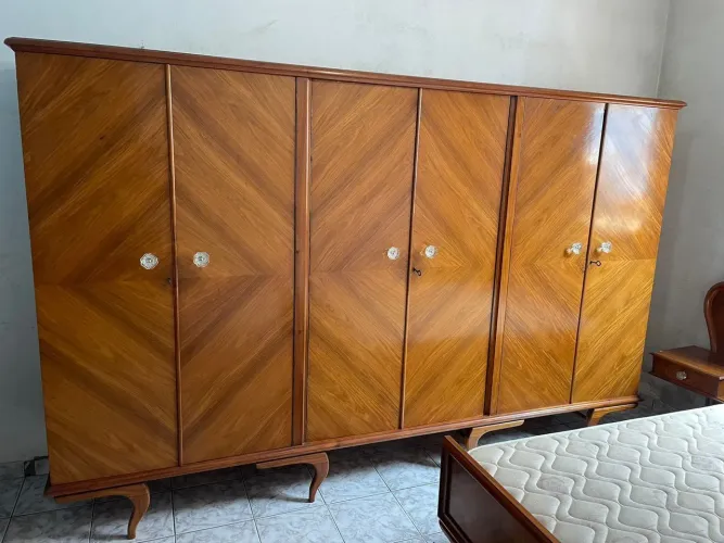 Jogo de quarto antigo 