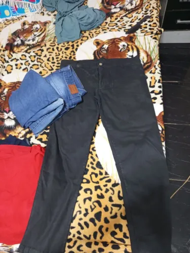 Calça nova masculina preta