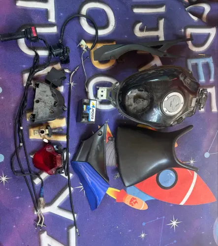 Peças de mt03 Modelo 2025 (SÓ TENHO OQ ESTÁ NA FOTO !)