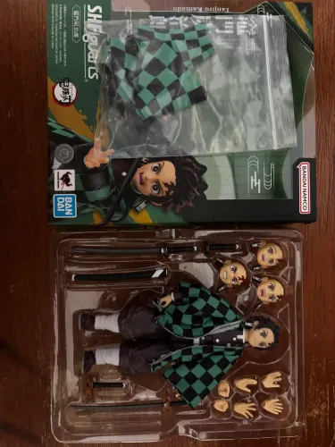 Tanjiro Shfiguarts + Haori de tecido