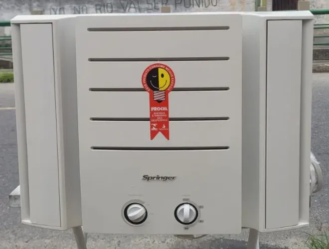 Ar Condicionado Springer 7500 BTUs Janela Mecânico - 127v