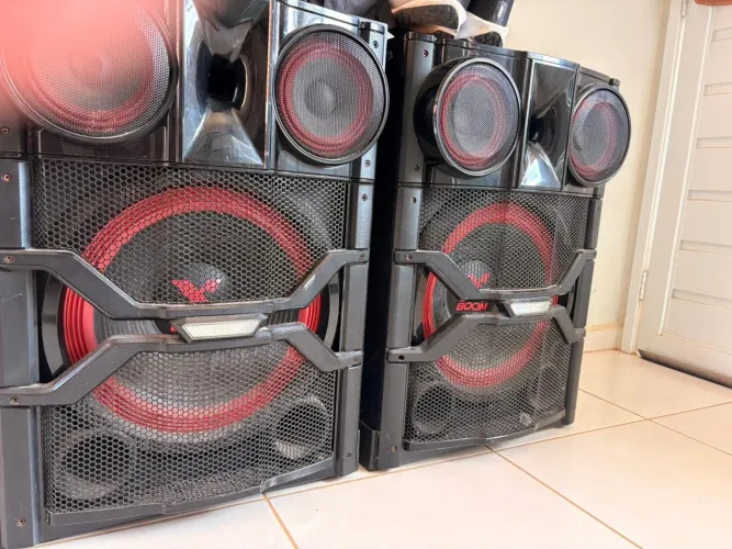 Som xbomm LG 1200w mesa de dj não pega 