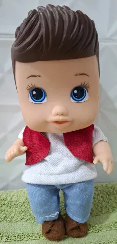 Mini baby alive