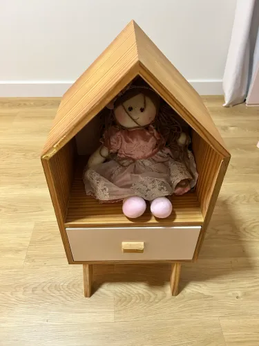Vendo linda casinha para quarta de menina