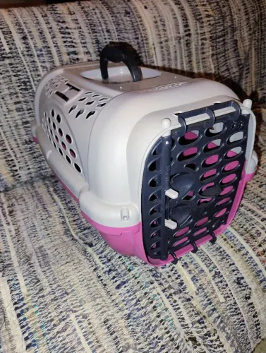 Caixa de Transporte PANTHER N° 2 - Plast Pet (Cinza e Rosa)