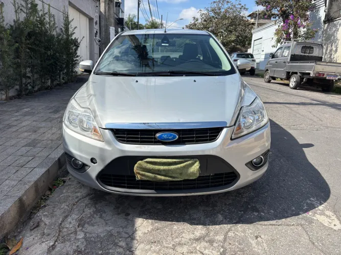 Ford Focus Sedan 2.0 16v/2.0 16V Flex 4P Aut. 2013