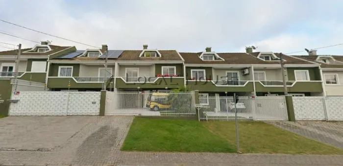 Sobrado à venda em Curitiba, Boqueirão, com 3 quartos, 160m²