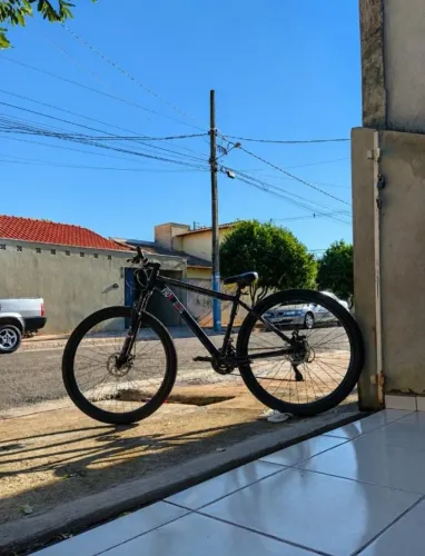 Vende-se bicicleta aro 29 só estou vendendo pq quero pegar outra
