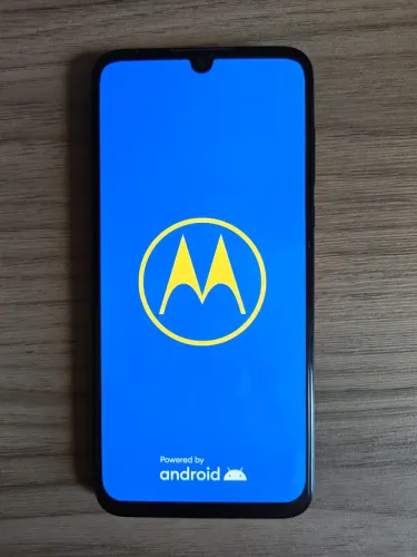 Motorola One Zoom