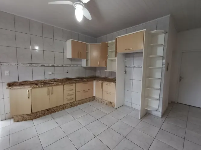 Jogo de cozinha usado