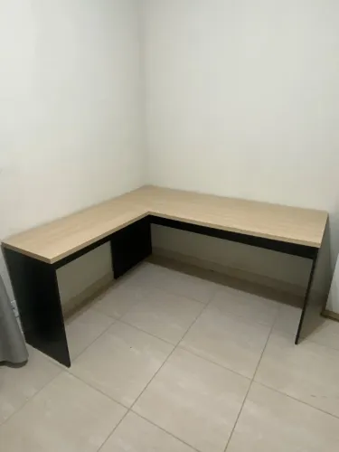 Mesa de canto em L