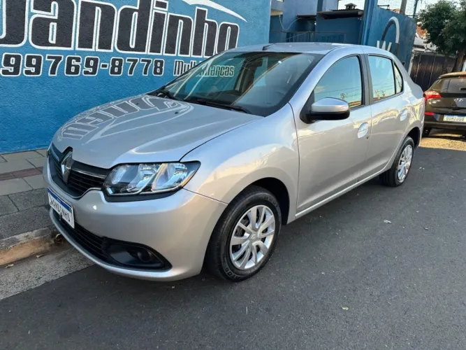 Renault Logan Expression Flex 1.6 16V 4P 2015