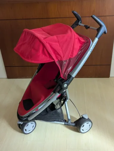 Carrinho importado QUINNY ZAPP XTRA, em ótimo estado!
