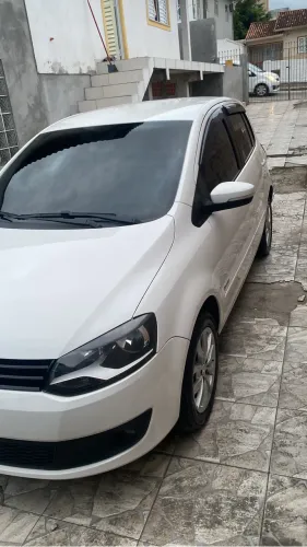 Volkswagen Fox 1.0 MI Total Flex 8V 5P 2014