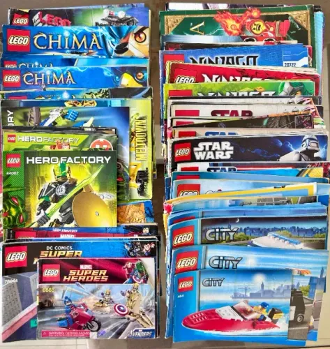 Lote de 70 Manuais Lego Variados